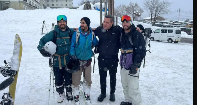 ‘We built an igloo’ – Israelis rescued from freezing Japanese mountain