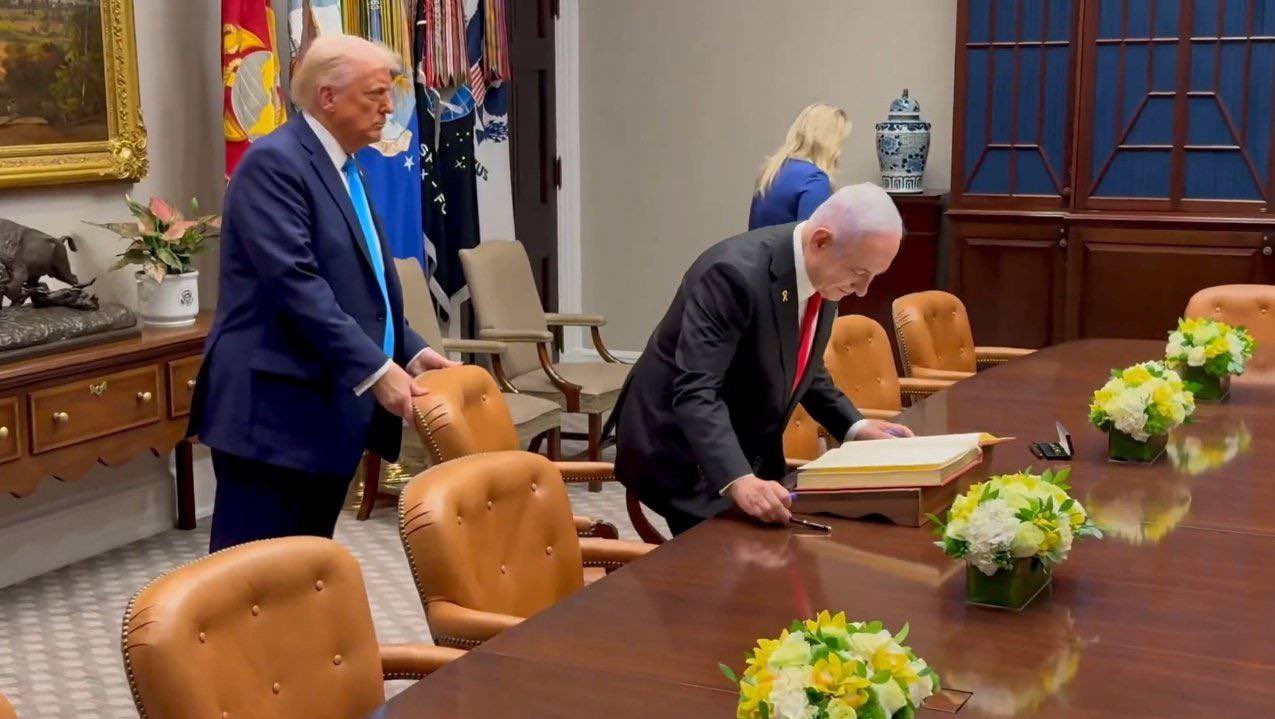 WATCH: President Trump greets Prime Minister Netanyahu outside the White House