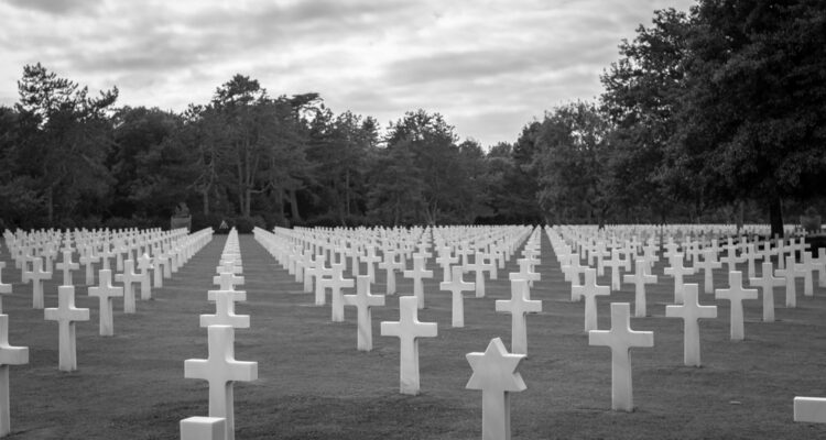 ‘Holy’ work: Stars of David replace crosses on stones of two WWI soldiers at national cemetery