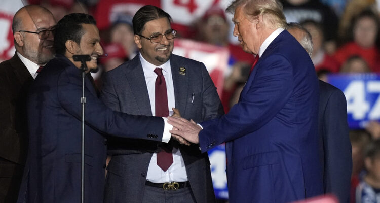 Trump asks Muslim leaders ‘do you want to die?’ and ‘what about the 38 virgins?’