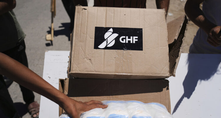Gazan aid group inaugurates reservations system for food distribution