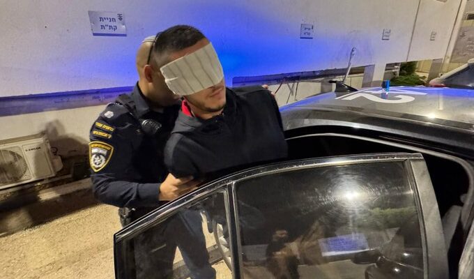Palestinian who spat on IDF officer surrenders in PA territory