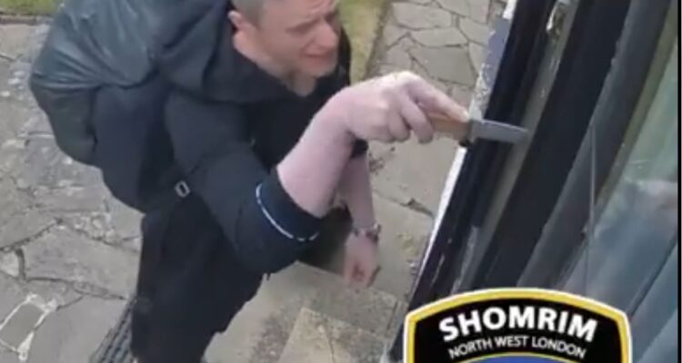 London police searching for man who ripped mezuzahs off doors of Jewish homes