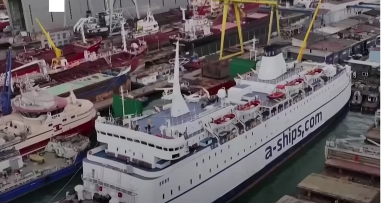 ‘Freedom flotilla’ bound for Gaza claims it was targeted by a drone