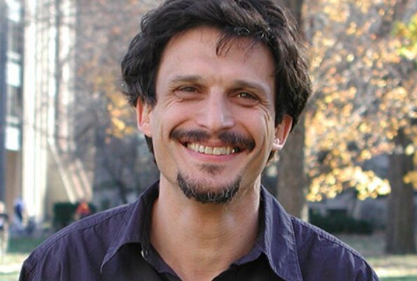 U of Chicago professor cancels midterm, pushes students to join anti-Trump protest instead