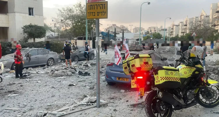 After ‘ceasefire,’ Iran launches missile barrage on Israel, killing 4 and wounding dozens