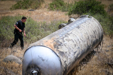 ballistic missile