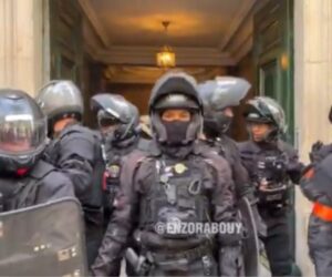 French riot police