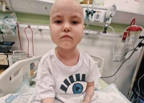 Missile strike in Bat Yam kills Ukrainian family who came for cancer care