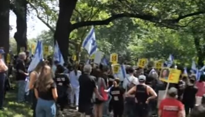 After Boulder attack, crowd gathers in NYC to demand release of hostages