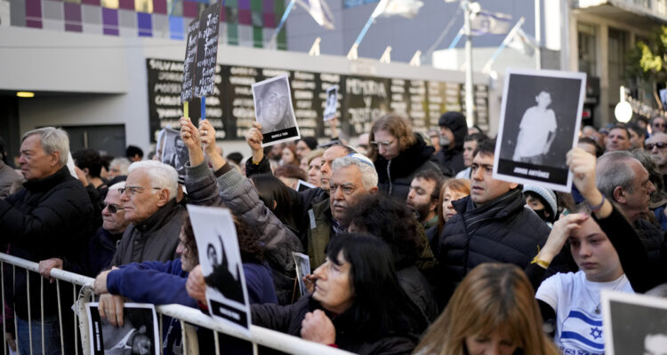 31st anniversary of AMIA bombing marked by ceremonies in Argentina, Israel and, for the first time, Congress