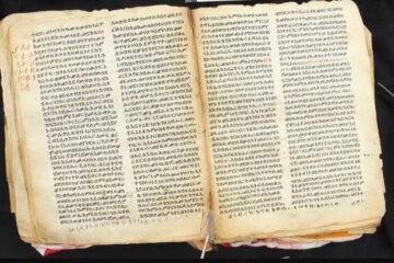 Orit Torah scrolls