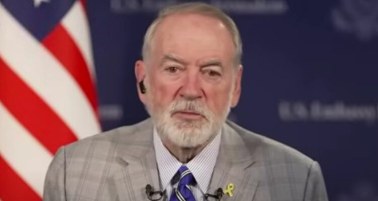 Tucker Carlson to interview Mike Huckabee, US ambassador to Israel