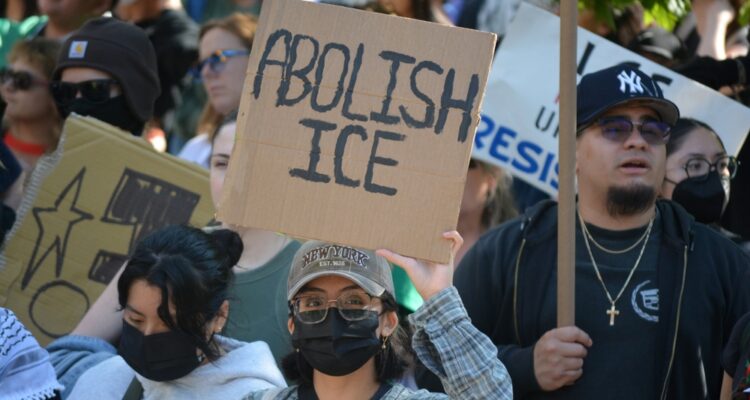 90% of Dem states sue to fund welfare for illegal aliens