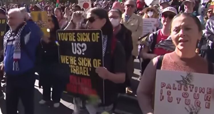 Sa’ar, Jewish groups slam massive anti-Israel protests in Australia