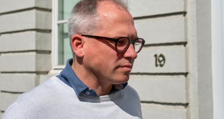 Flemish premier under fire after comparing Israel to Hamas