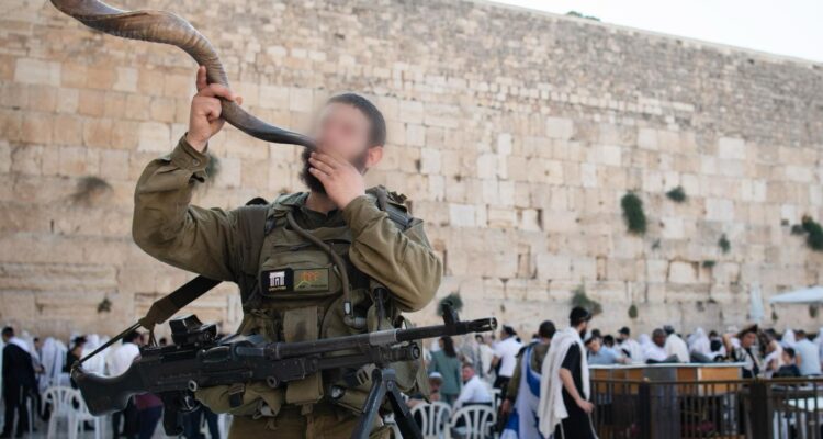 Haredi enlistment would ease army and economic strain, Bank of Israel says