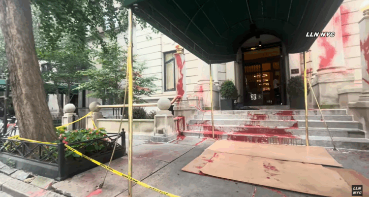 ‘Joe Kahn lies, Gaza dies’ – NY Times editor’s home vandalized
