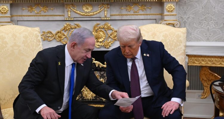 Netanyahu rushes to Washington over fears surrounding Iran negotiations