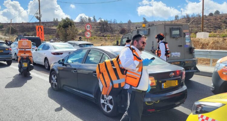 Two injured in terrorist attack south of Jerusalem