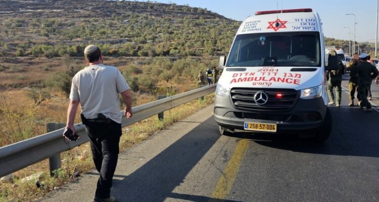 Israeli man seriously wounded in Samaria terror attack