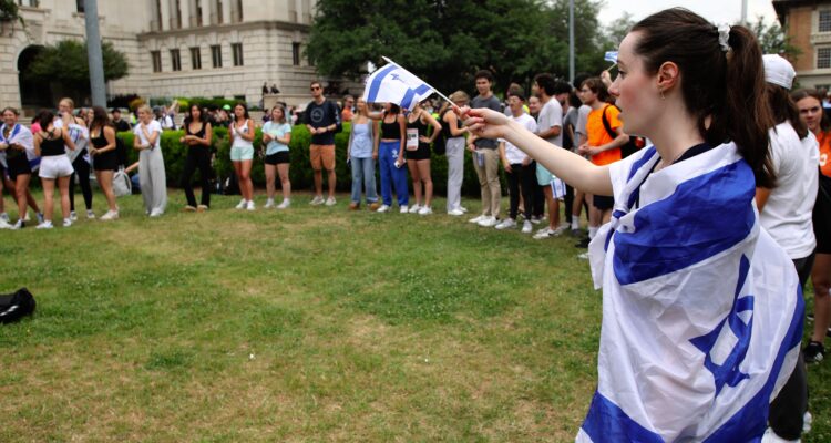Vast majority of Jewish college students compelled to hide their Jewishness