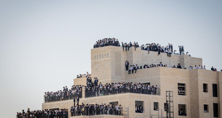 Teen killed in fall at Jerusalem construction site during protest