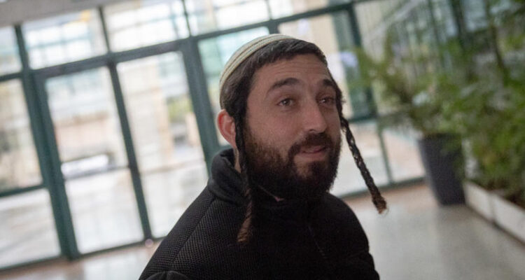 MK captures Palestinians crossing illegally into Jerusalem