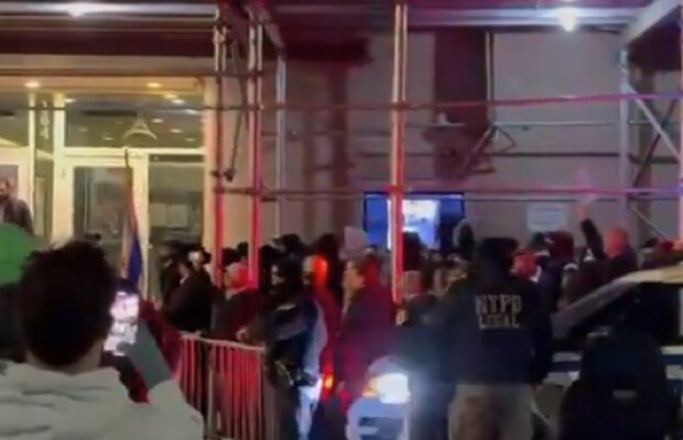 Columbia University student groups promote targeting of NYC synagogue, where mob chants antisemitic death threats
