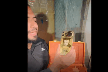 Gold iPhone