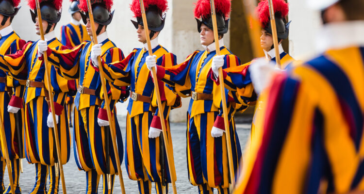 Vatican opens inquiry into Swiss Guard member who spat at two Jewish women