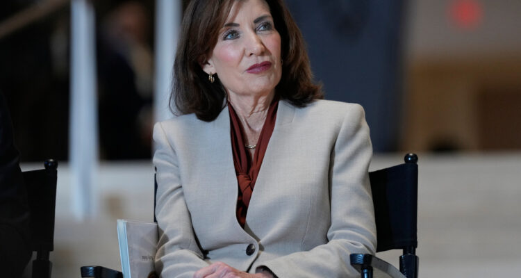 Gov. Hochul says she stepped in to block demolition of historic Brooklyn shul