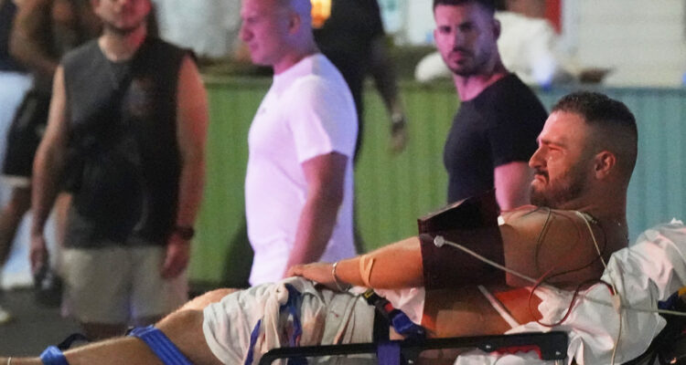 11 dead, 30 wounded in shooting attack at Sydney Chanukah party