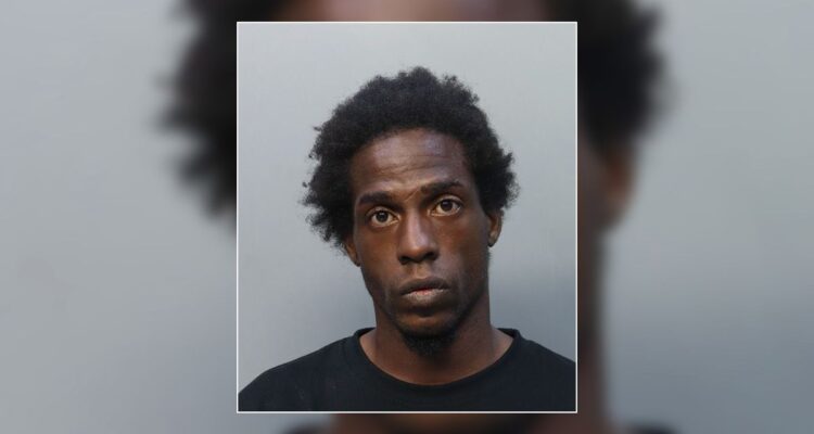 ‘Dirty Jew’ – Miami teacher assaulted for wearing Star of David