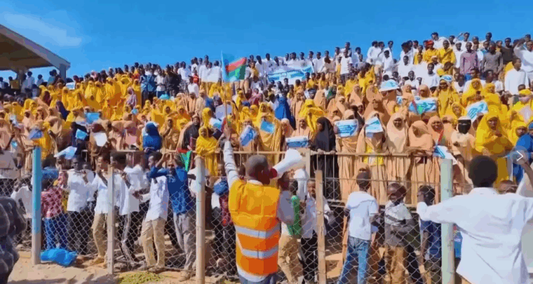 Large crowds of Somalis protest Israeli recognition of Somaliland, chant anti-Israel slogans
