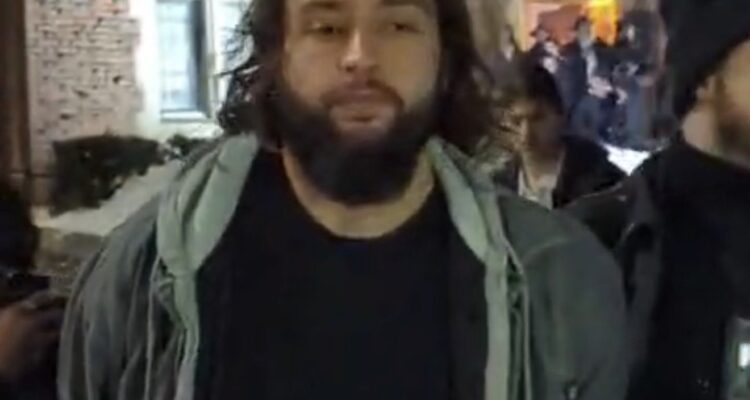 Judge orders release of man who rammed into Chabad HQ, rules out antisemitism as motive