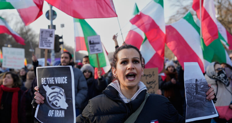 The courage of Iranians and the cowardice of Westerners
