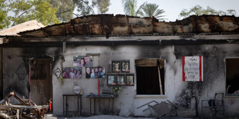 Nir Oz destruction