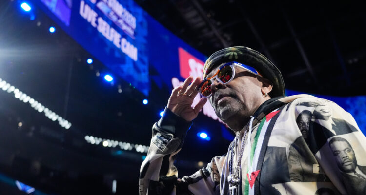 Spike Lee says his anti-Israel NBA All-Star Game outfit wasn’t meant as a dig against Deni Avdija