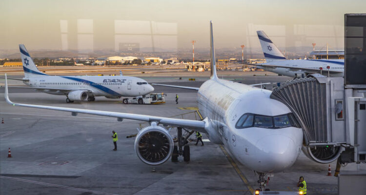 EU regulator extends Israel no-fly warning through May 27