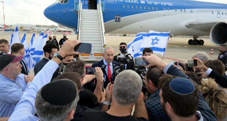 Netanyahu departs for Washington ahead of urgent Trump meeting