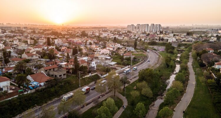 Central Israeli city demands increased IDF presence to prevent Palestinian invasion