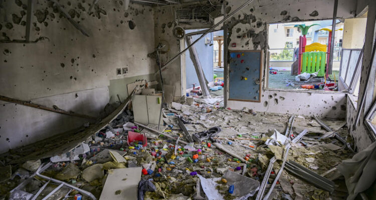 Iranian cluster bomb hits empty kindergarten in Rishon Letzion
