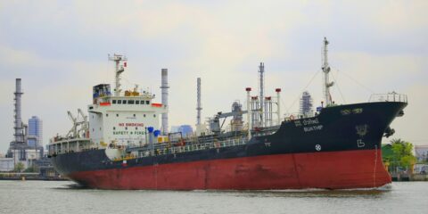 oil tanker