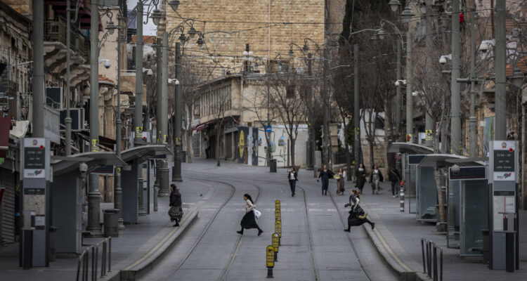 More than 2,100 Israelis wounded while running to bomb shelters