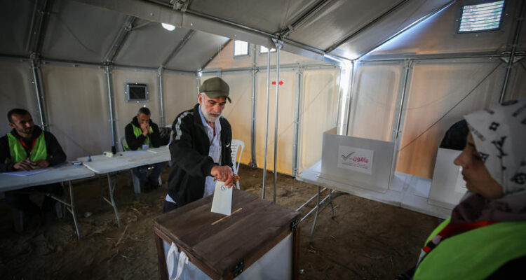 Gazans cast votes in local election for first time in 20 years