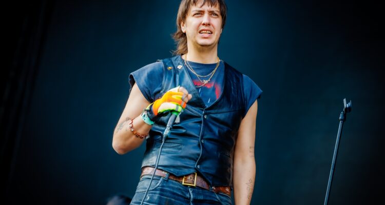 Rock star accuses ‘Zionist’ Jews of benefiting from ‘white privilege’
