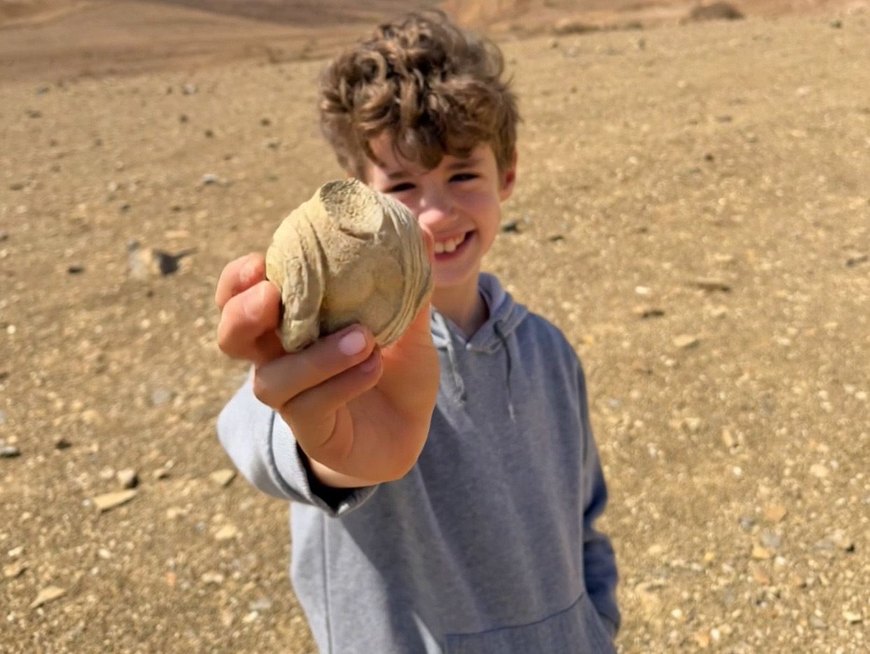 Statuette Ramon Crater