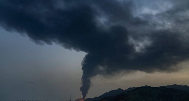 Iran strikes UAE oil complex, wounding 3; IDF maintains readiness