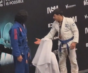 Israeli athlete handshake refusal